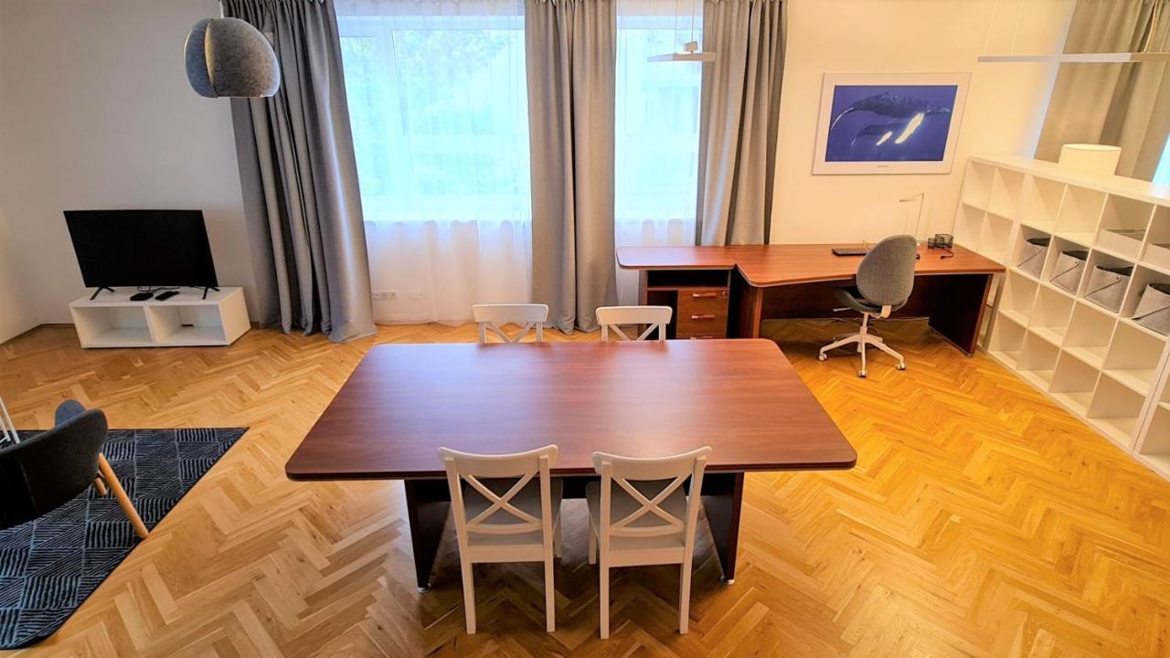 Veleslavin Apartments Prag Exteriör bild