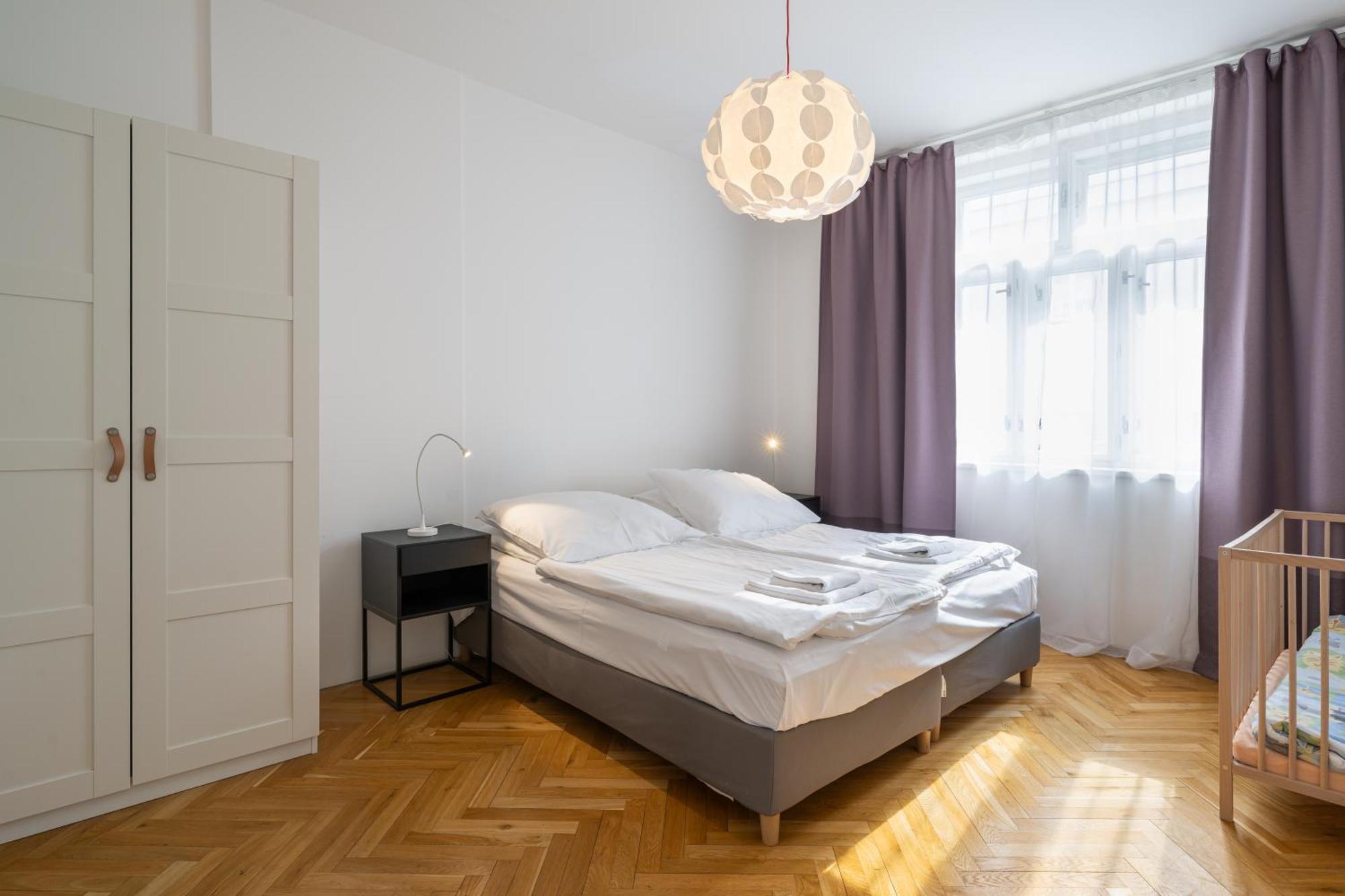 Veleslavin Apartments Prag Exteriör bild